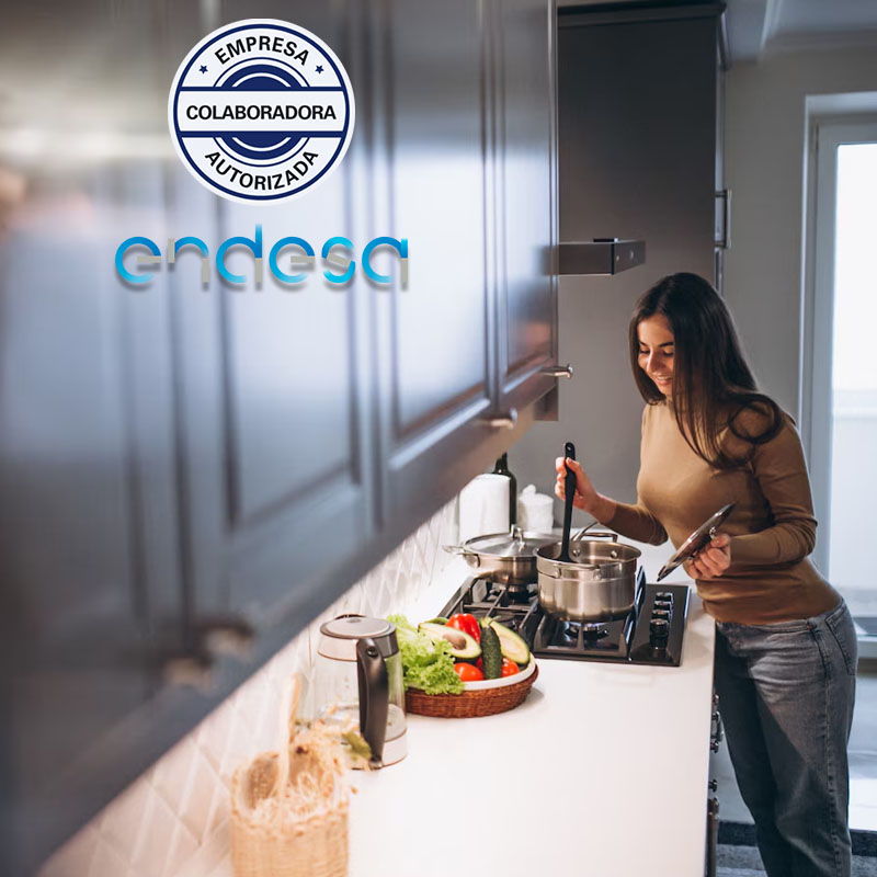 consorcio-energia-andalucia-endesa-electricidad-ahorre-tranquilidad-tarifas-luz-empresa-mercado-electrico-comercilizadora-tarifas-cocinando
